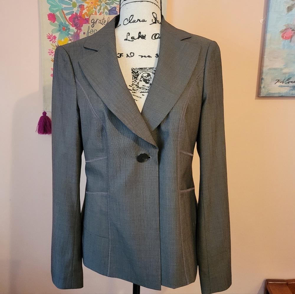 Strenesse By Gabriel Strehle Womens Wool Gray Flare-Back Button Blazer, EUC, 8